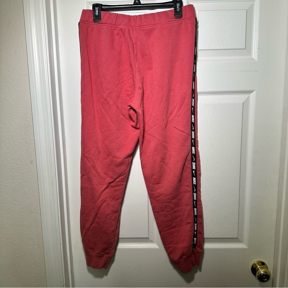 Nike Women’s Sportswear Jogger Pants with Stripe - Picture 4 of 10